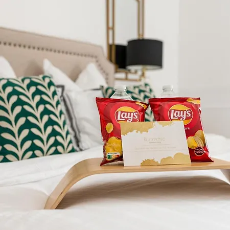 Apartment Roomchic - Les Ambassadeurs