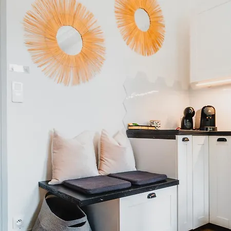 Apartment Roomchic - Les Ambassadeurs