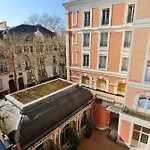 Roomchic - Les Ambassadeurs Apartment Vichy