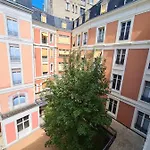 Apartament Roomchic - Les Ambassadeurs