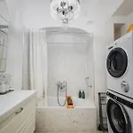 Apartment Roomchic - Les Ambassadeurs