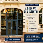 Roomchic - Les Ambassadeurs Apartament