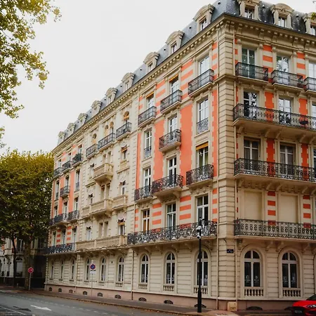 Roomchic - Les Ambassadeurs *