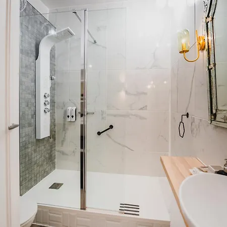 Roomchic - Les Ambassadeurs Vichy