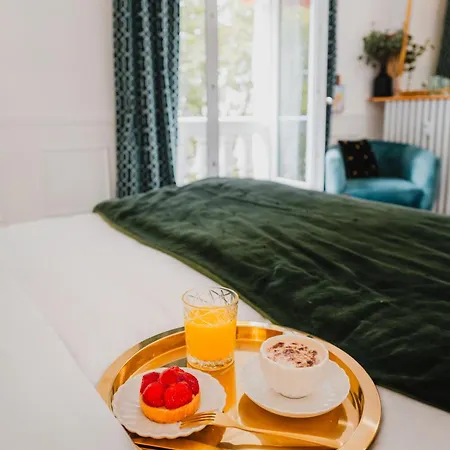 Roomchic - Les Ambassadeurs