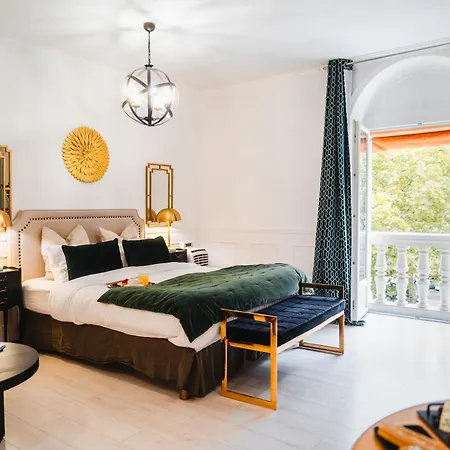 Roomchic - Les Ambassadeurs * Vichy