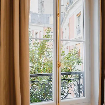 Roomchic - Les Ambassadeurs * Vichy