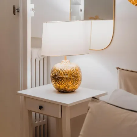 Roomchic - Les Ambassadeurs