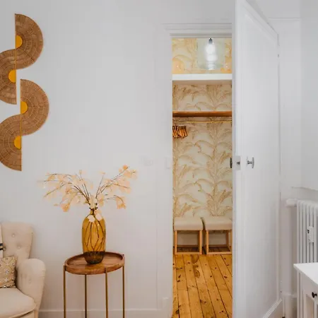 Roomchic - Les Ambassadeurs شقة