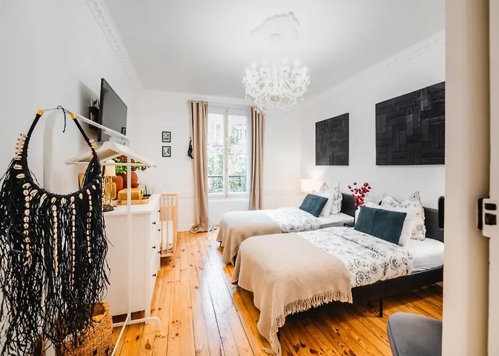 Roomchic - Les Ambassadeurs Apartament *