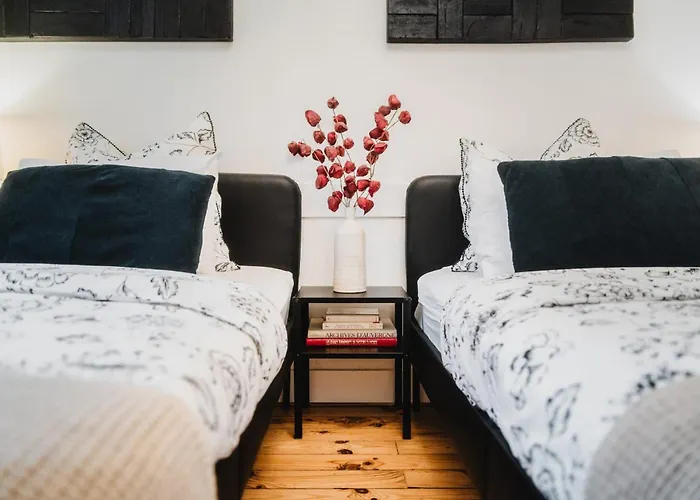 Roomchic - Les Ambassadeurs Apartament