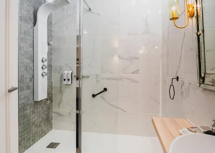 Roomchic - Les Ambassadeurs Vichy