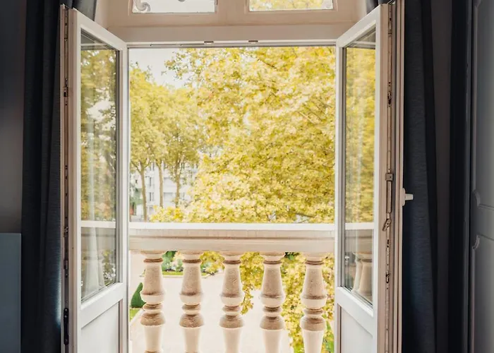 Roomchic - Les Ambassadeurs * Vichy