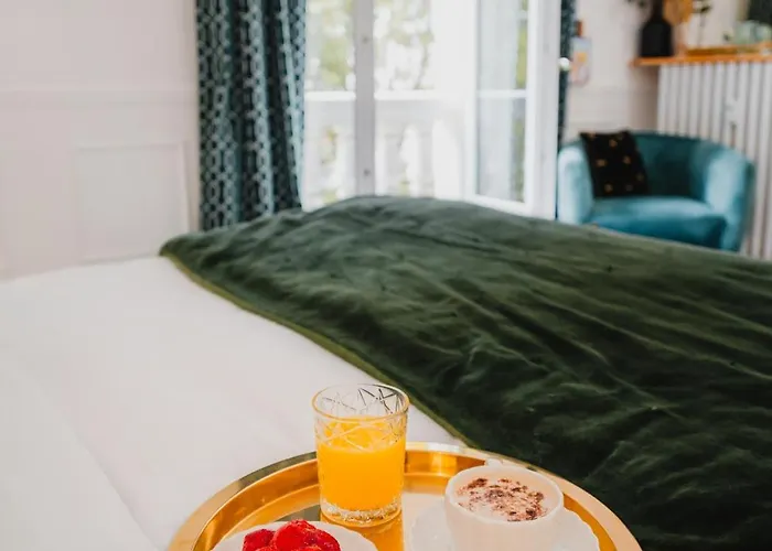 Roomchic - Les Ambassadeurs