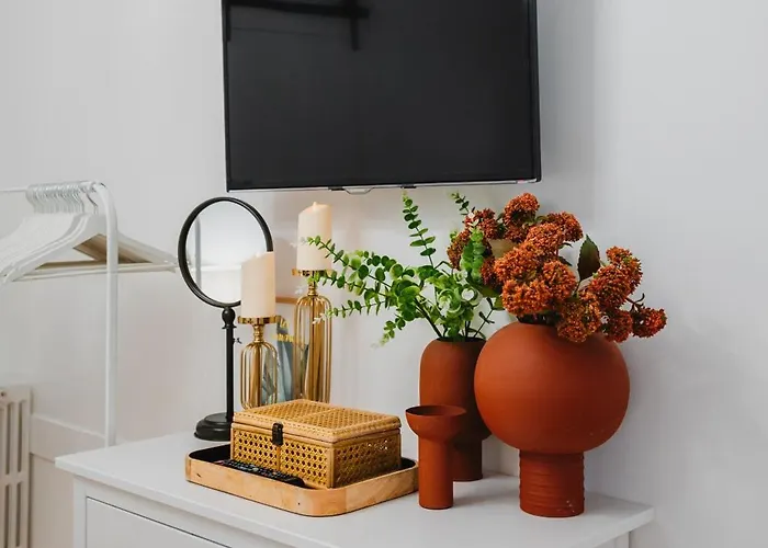 Roomchic - Les Ambassadeurs Apartament