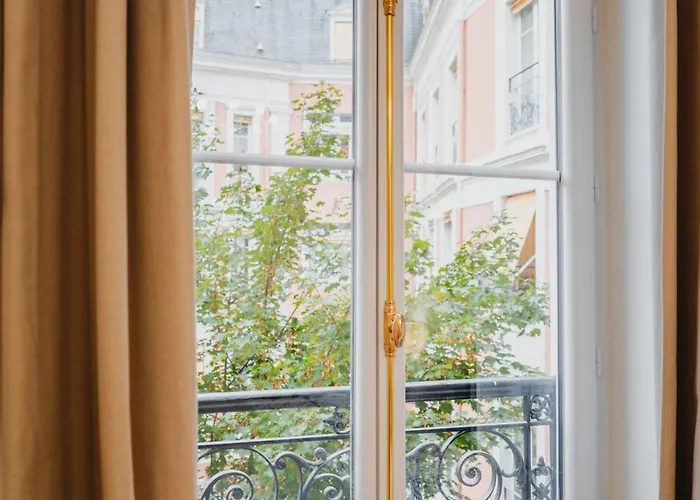 Roomchic - Les Ambassadeurs * Vichy