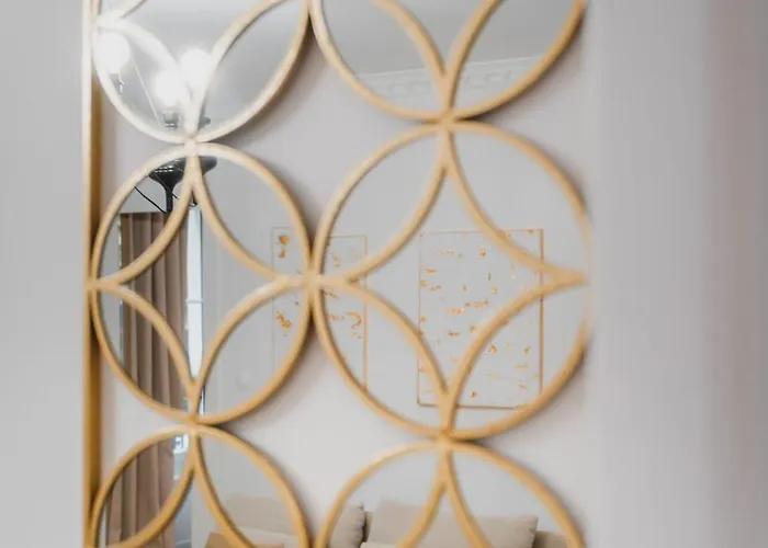 Roomchic - Les Ambassadeurs *