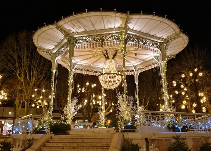 Roomchic - Les Ambassadeurs