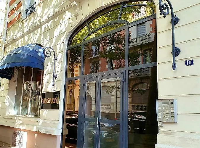 Roomchic - Les Ambassadeurs Apartament Vichy